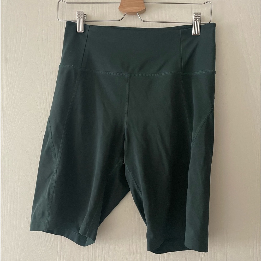 Girlfriend Collective high waisted Biker Shorts size medium